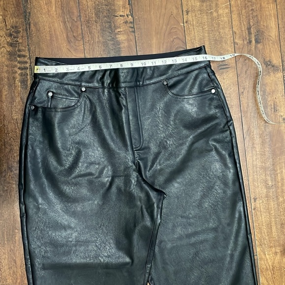 SPANX Classic Black Straight Leg Pants - Picture 10 of 16